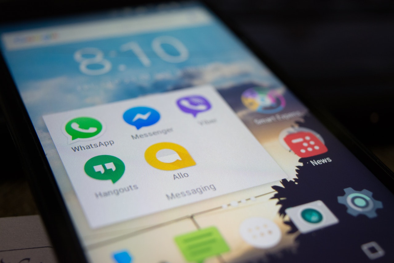 WhatsApp design bug