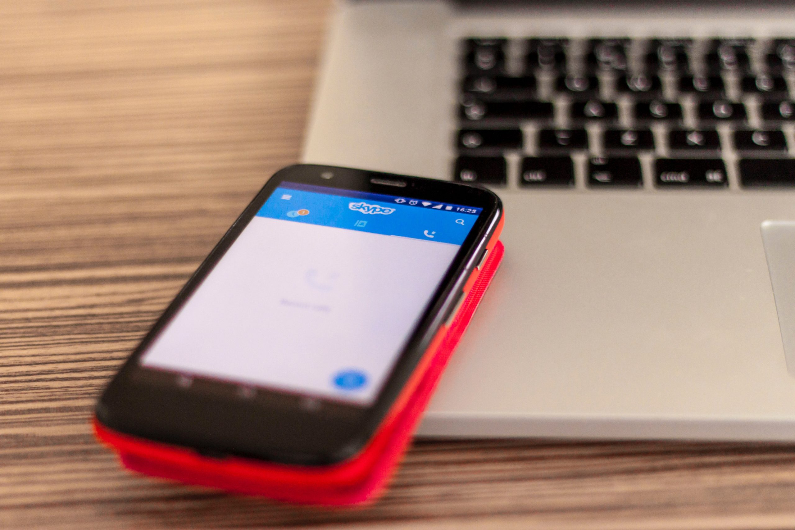Skype calling issue Cortana powered invoke speaker