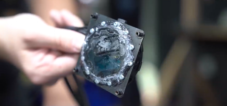 How Wrong AIO Mounting Orientation Could Be Damaging your CPU