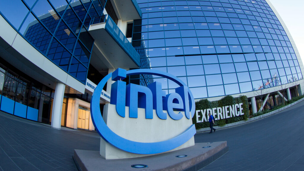 Intel's Q3 2022 Financial Reports Shows Steady Progress, Massive