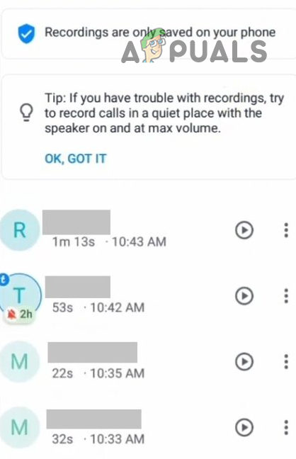 Коснитесь кнопки «Воспроизвести», чтобы прослушать записи разговоров, и коснитесь трех точек, чтобы поделиться ими.
