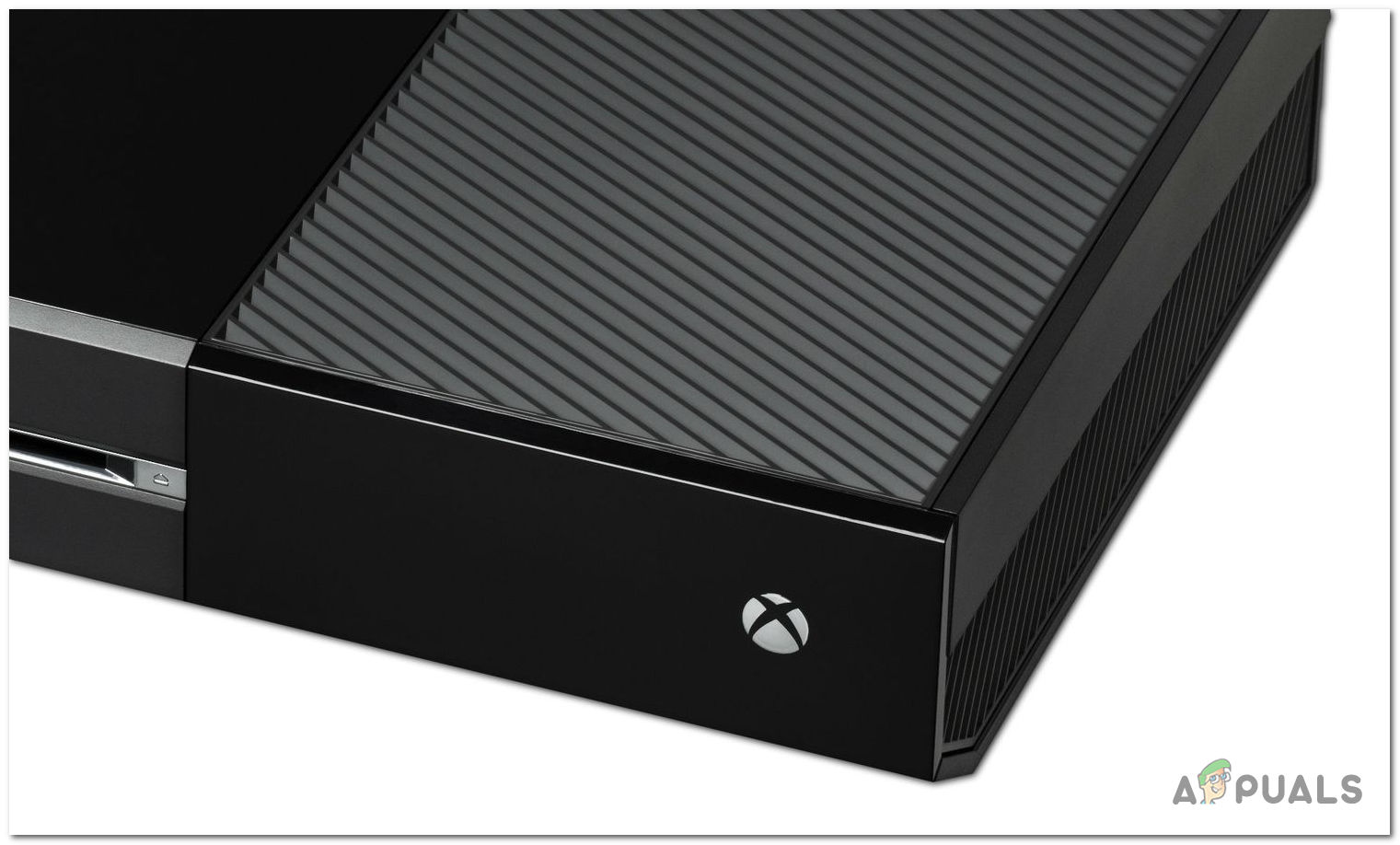 Cleaning the front button on the console