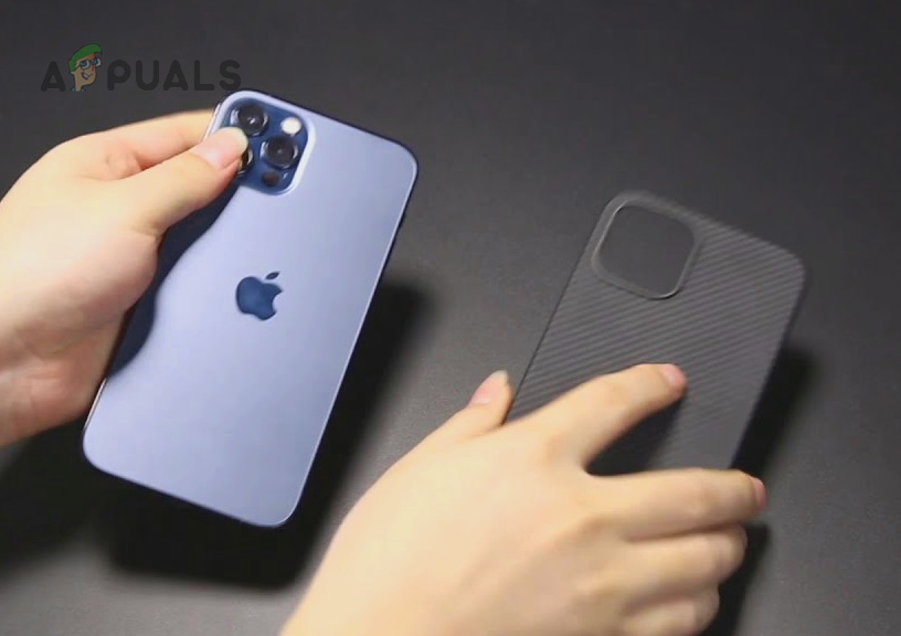 Remove Case of the iPhone