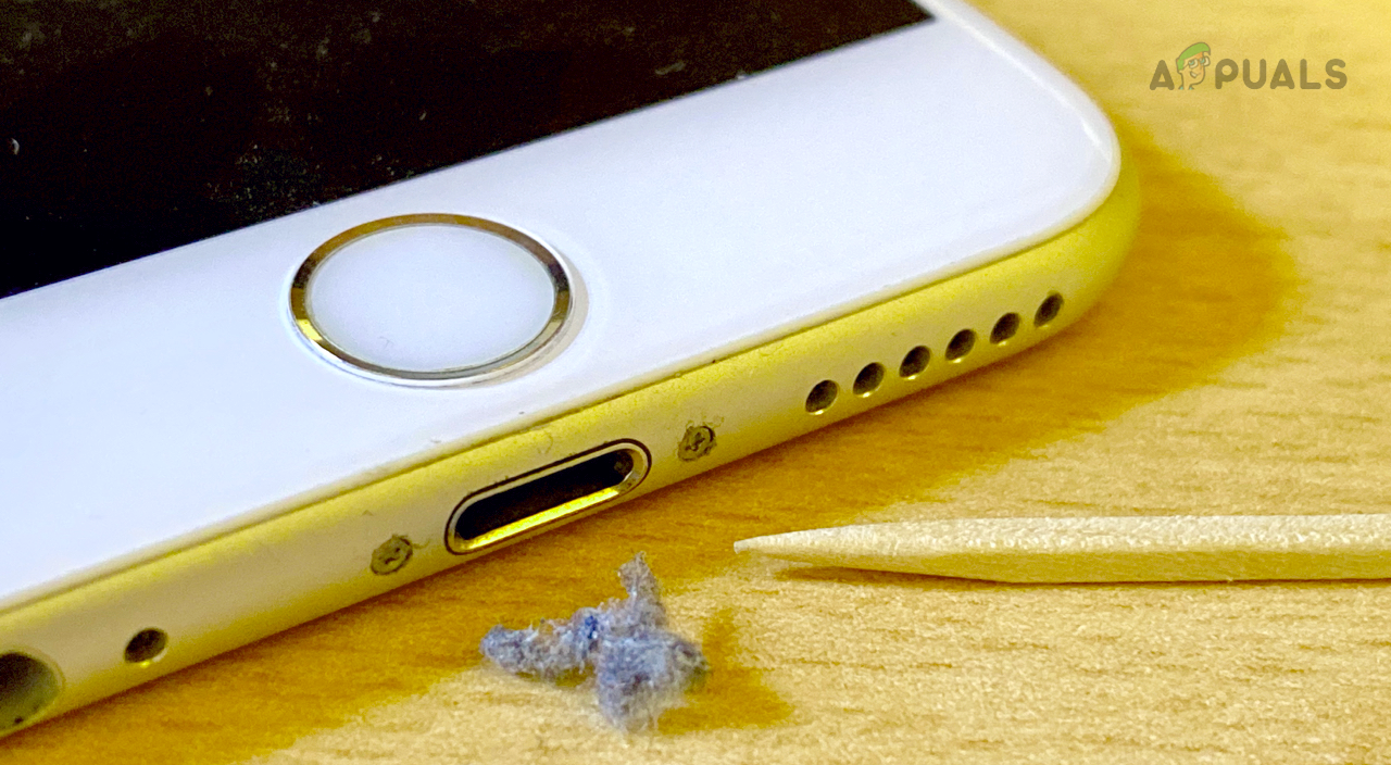 Clean Charging Port of the iPhone