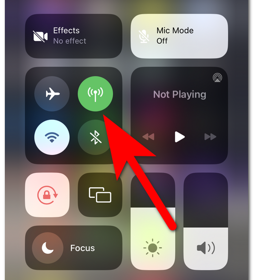 Red arrow pointing to the mobile data toggle in iPhone Control Center, used for switching networks while updating Clash Royale.