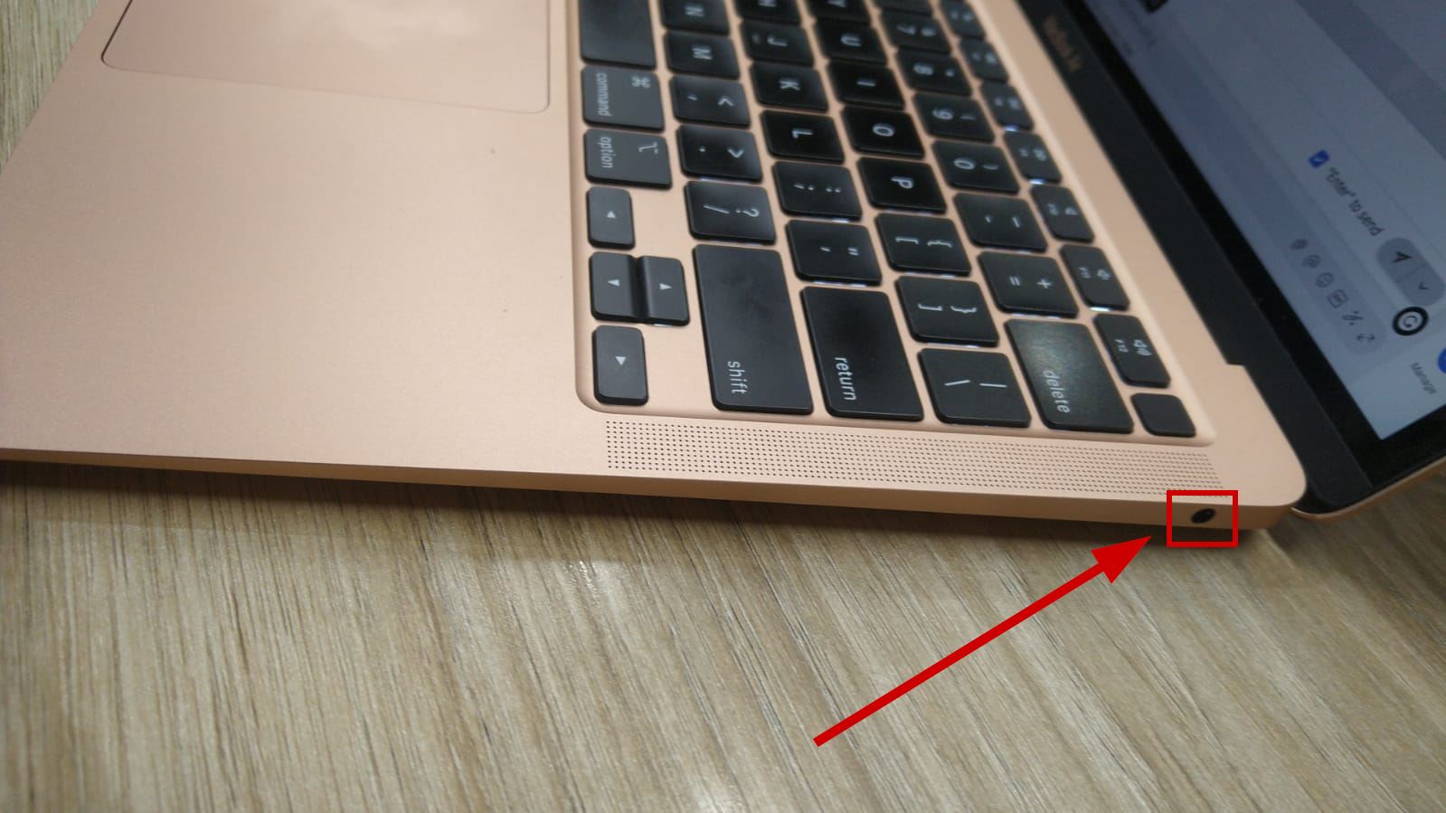 Headphone Jack in Mac Not Working? Try these fixes!