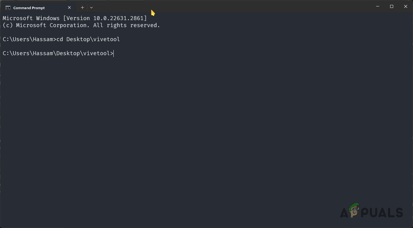 Navigating to the ViveTool Folder on Desktop