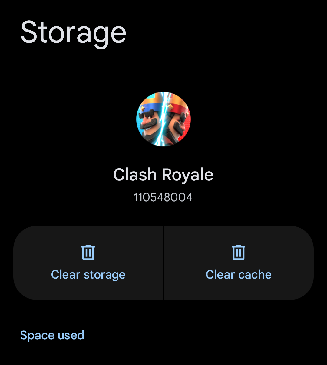 Screenshot of Clash Royale storage settings on an Android device, showing app size, user data, cache, and the option to clear cache to fix update issues.