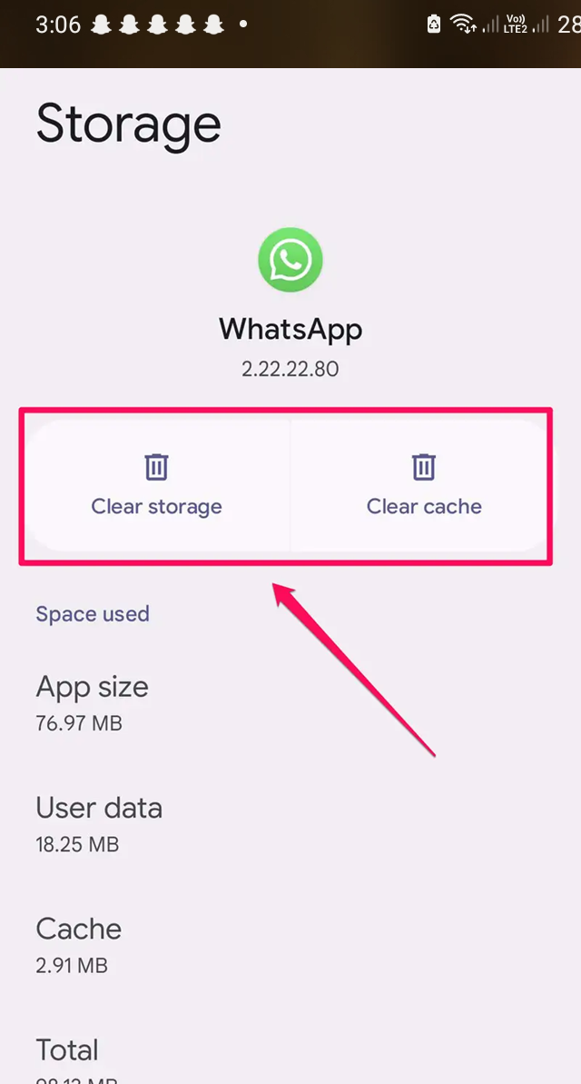 Android app settings clearing WhatsApp cache while leaving chats intact.